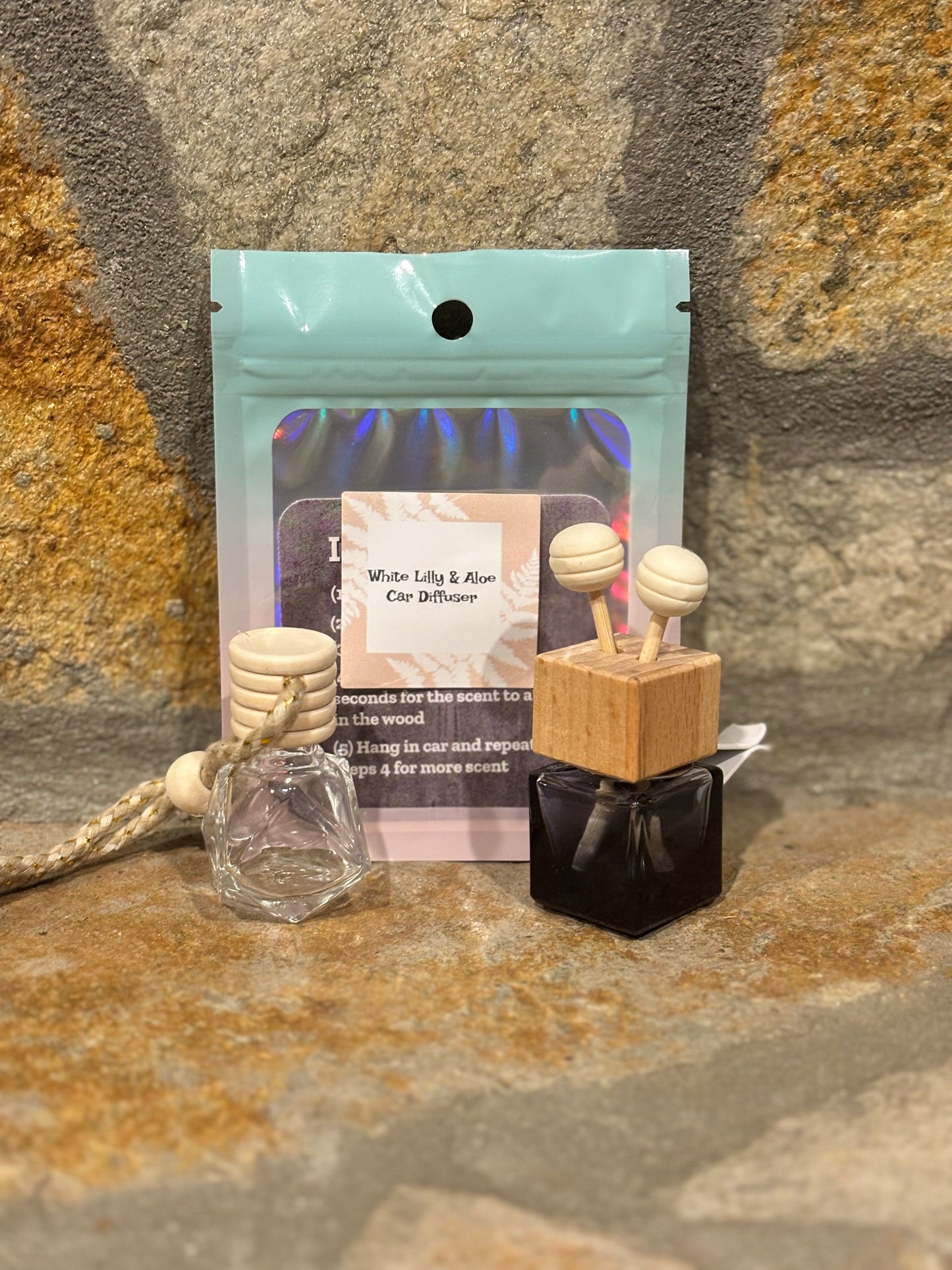 White Lilly & Aloe Car Diffuser